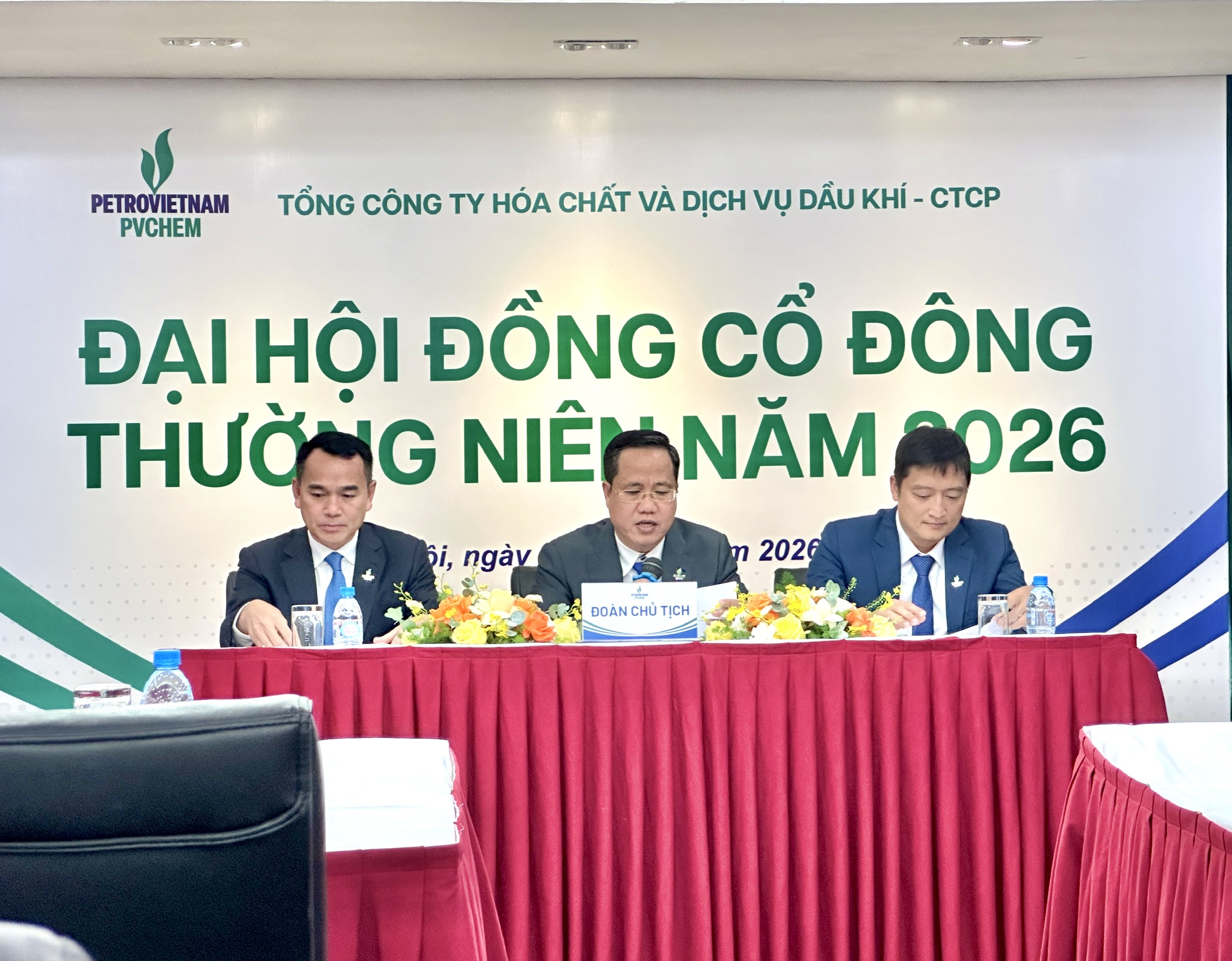 PVChem đặt kế hoạch lợi nhuận 2026 giảm 33%, dự kiến tăng vốn lên 1.600 tỷ đồng - Ảnh 1.