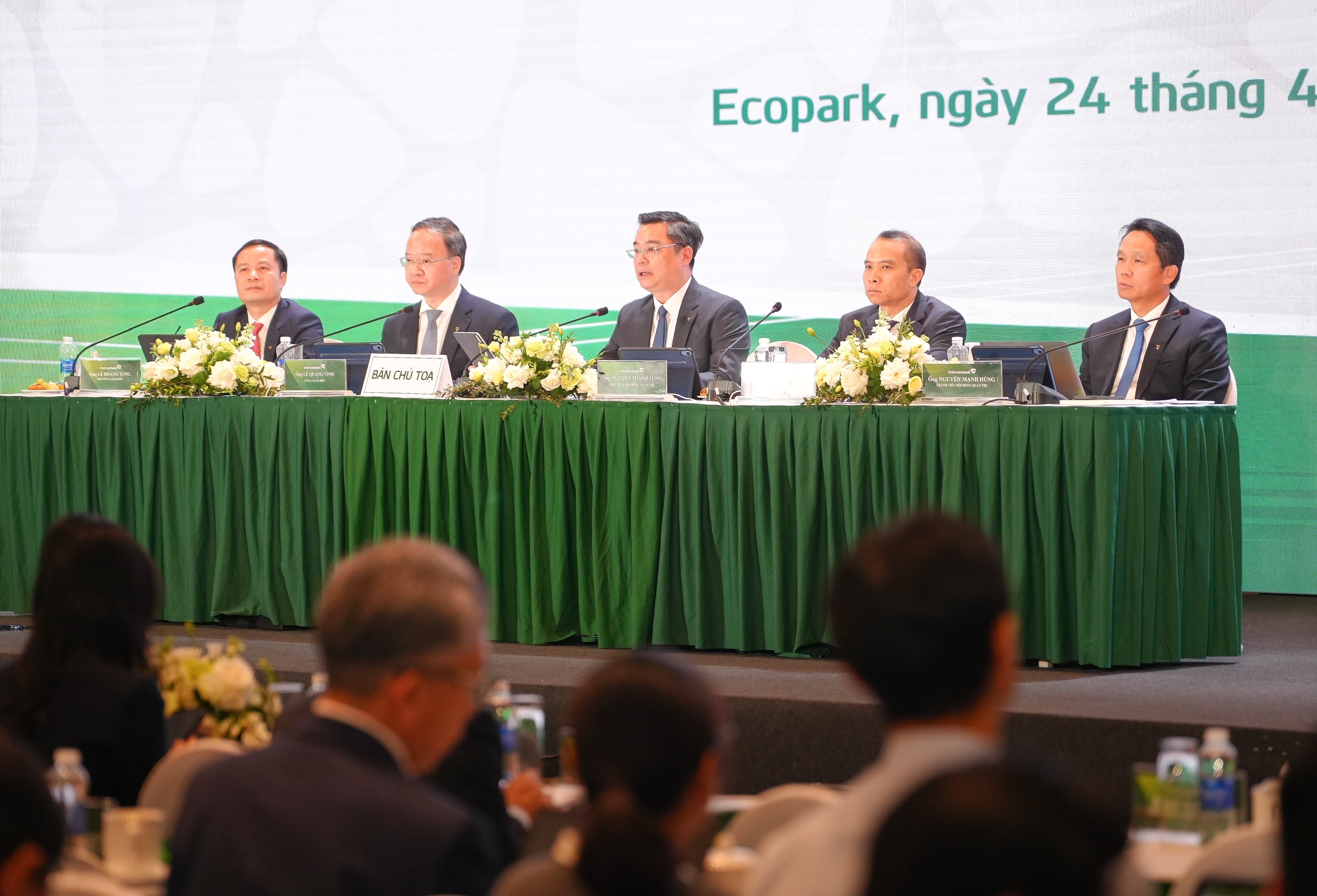 ĐHĐCĐ Vietcombank: Dự kiến phát hành hơn 1 tỷ cổ phiếu - Ảnh 2.