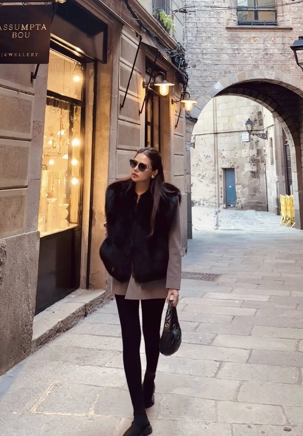 Cuộc sống kín tiếng của 