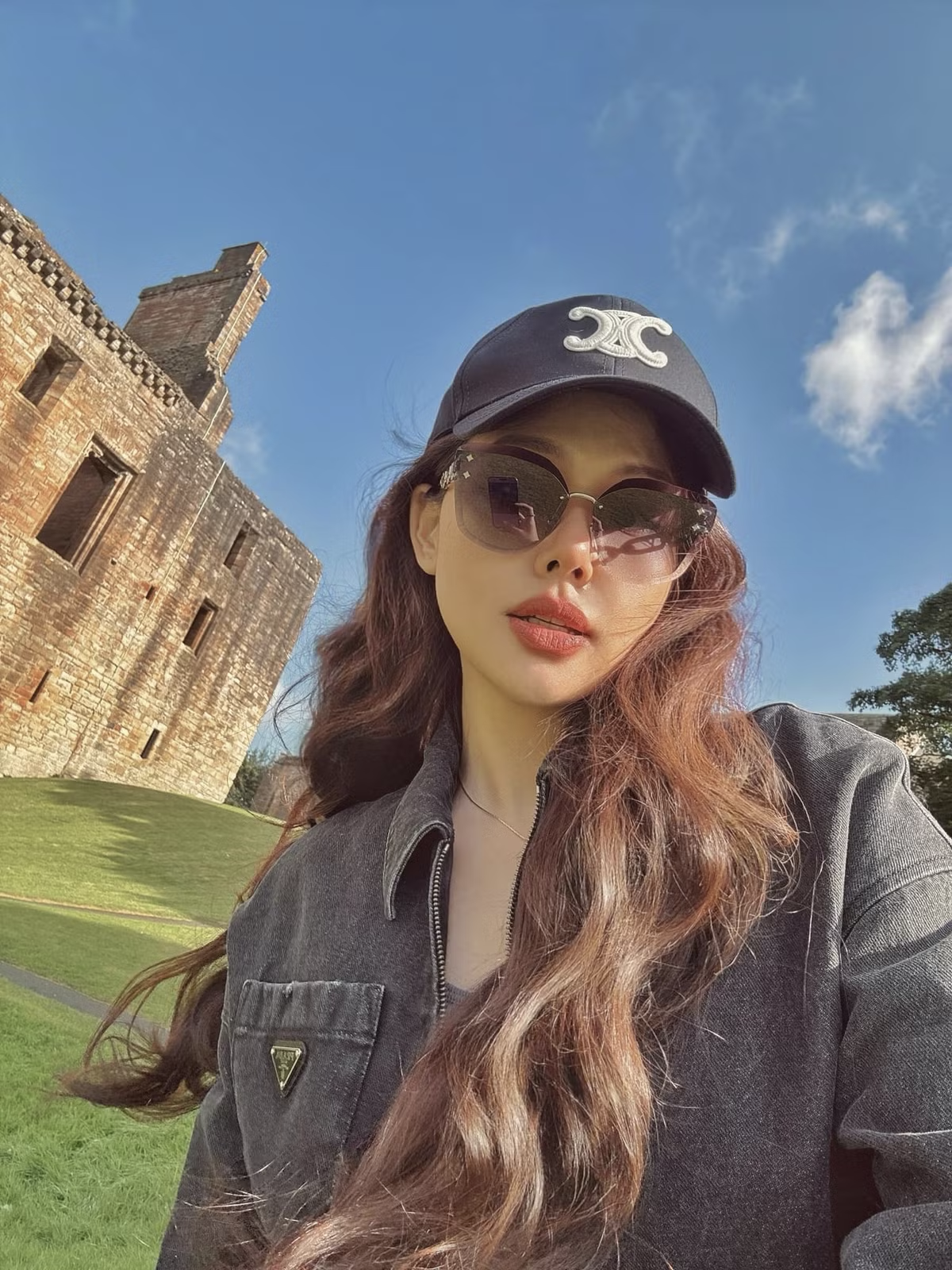 Cuộc sống kín tiếng của 