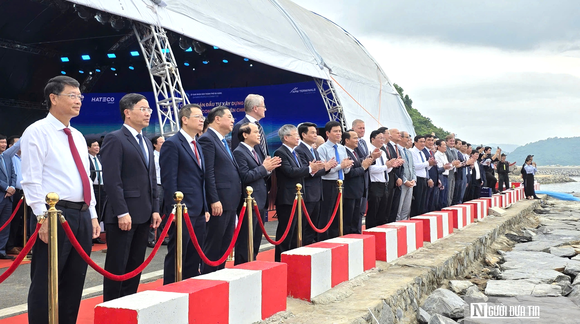 Ph&oacute; Thủ tướng Phạm Gia T&uacute;c: Cảng Li&ecirc;n Chiểu l&agrave; "tấm v&eacute; th&ocirc;ng h&agrave;nh" để Đ&agrave; Nẵng tự tin mời gọi những "đại b&agrave;ng"- Ảnh 6.