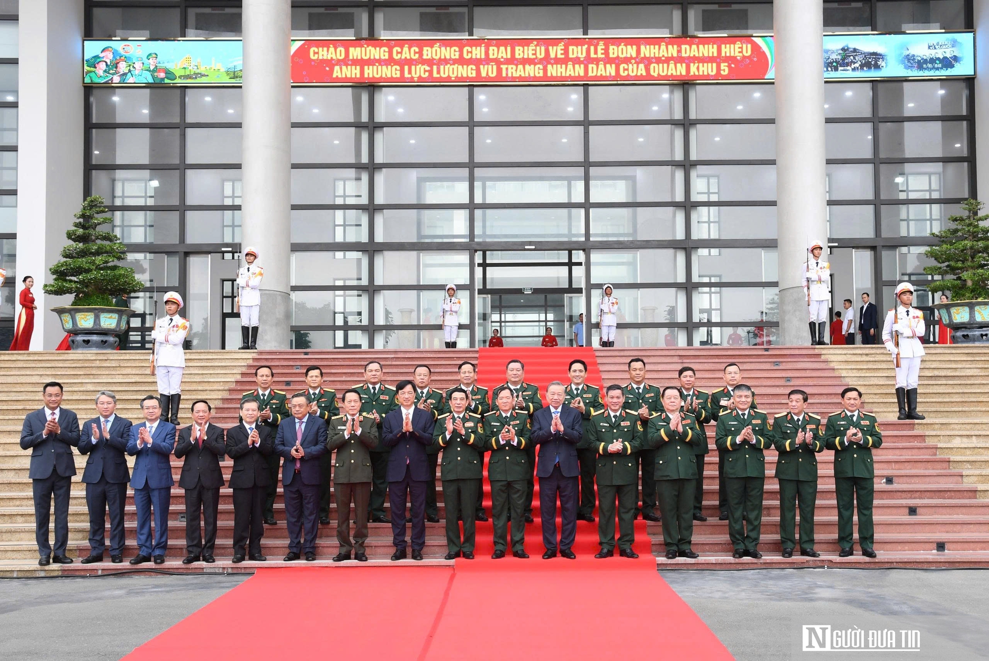 Tổng B&iacute; thư, Chủ tịch nước T&ocirc; L&acirc;m thăm v&agrave; l&agrave;m việc tại Qu&acirc;n khu 5- Ảnh 4.