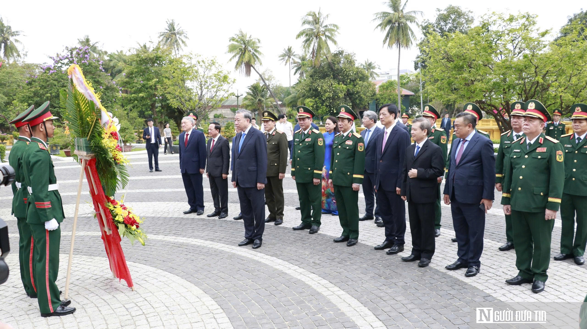 Tổng B&iacute; thư, Chủ tịch nước T&ocirc; L&acirc;m thăm v&agrave; l&agrave;m việc tại Qu&acirc;n khu 5- Ảnh 6.