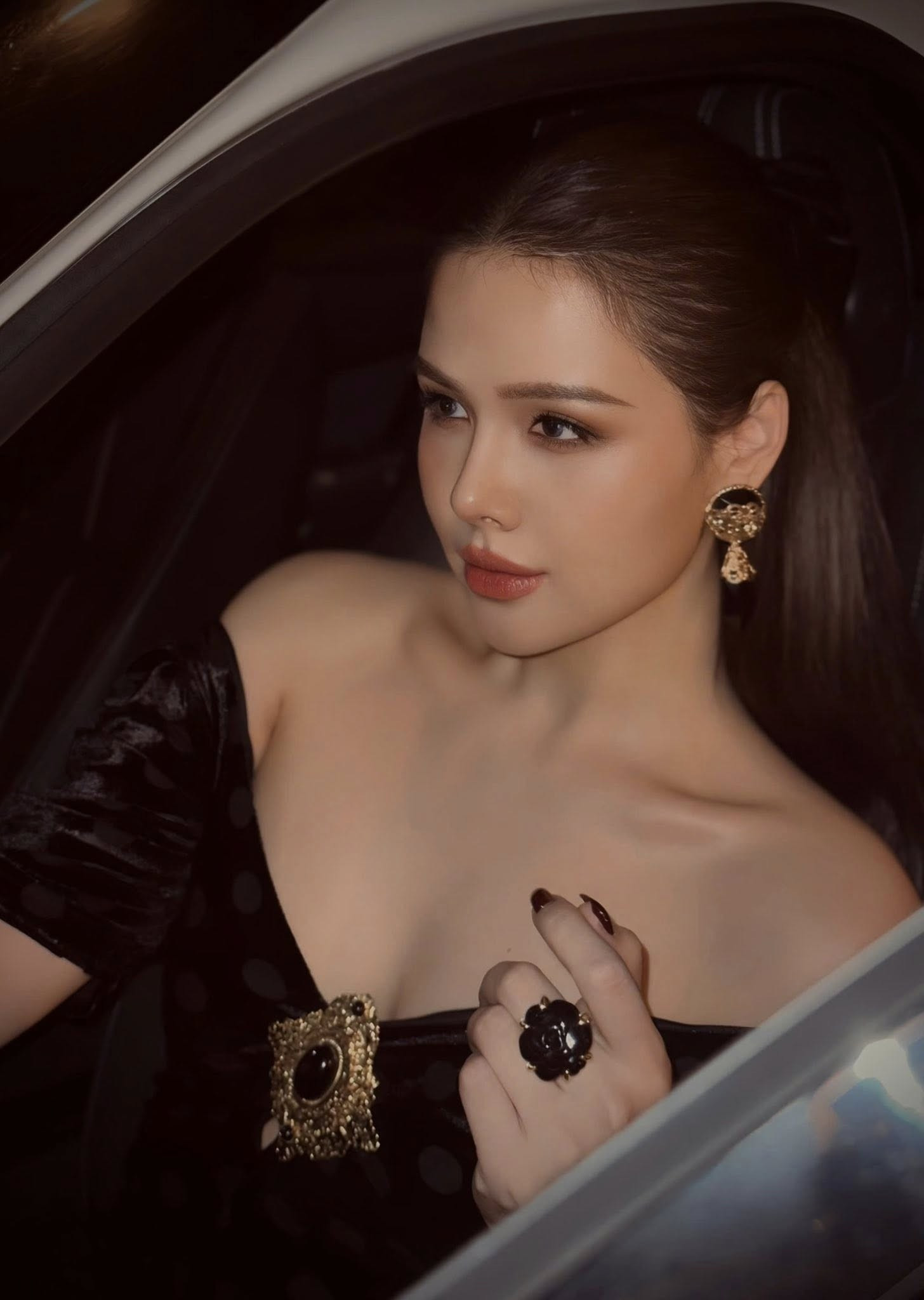 Cuộc sống kín tiếng của 