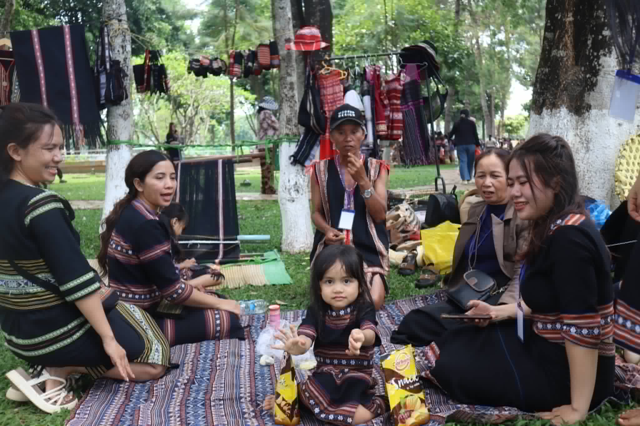 Ngày nghỉ đi chơi...- Ảnh 5.