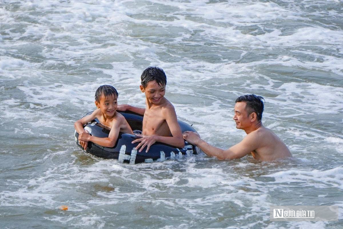 Kh&aacute;m ph&aacute; n&uacute;i Trường Lệ, quần thể di sản giữa l&ograve;ng Sầm Sơn- Ảnh 2.