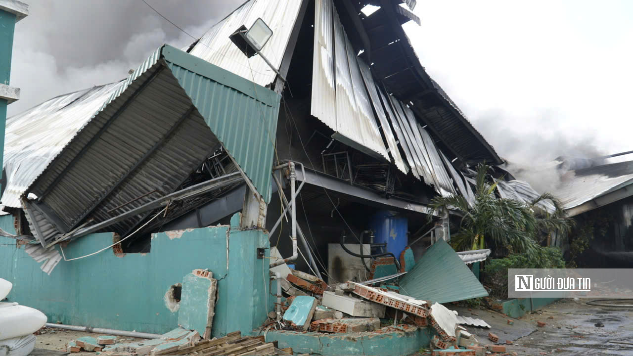 Gia Lai: Cháy lớn tại Khu công nghiệp Nhơn Hội, hàng trăm chiến sĩ tham gia chữa cháy- Ảnh 8.