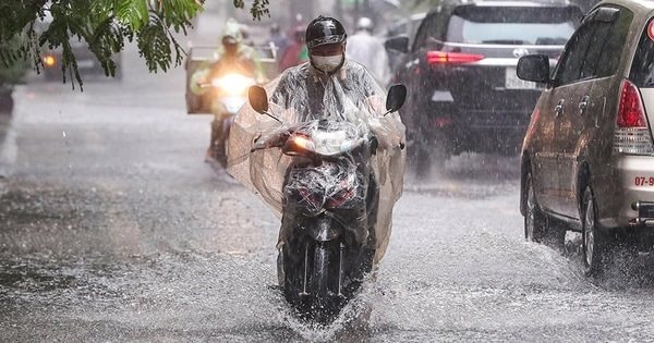 Dự b&aacute;o thời tiết 27/4: Kh&ocirc;ng kh&iacute; lạnh bất ngờ dồn xuống, miền Bắc sắp hứng đợt mưa to k&egrave;m lốc s&eacute;t- Ảnh 1.