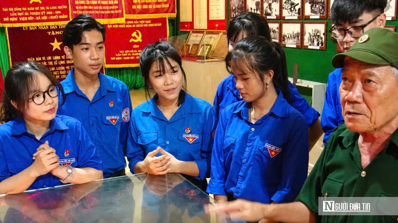 Xu&acirc;n Lộc - Long Kh&aacute;nh: K&yacute; ức kh&ocirc;ng ngủ nơi &ldquo;c&aacute;nh cửa th&eacute;p&rdquo; th&aacute;ng Tư- Ảnh 7.