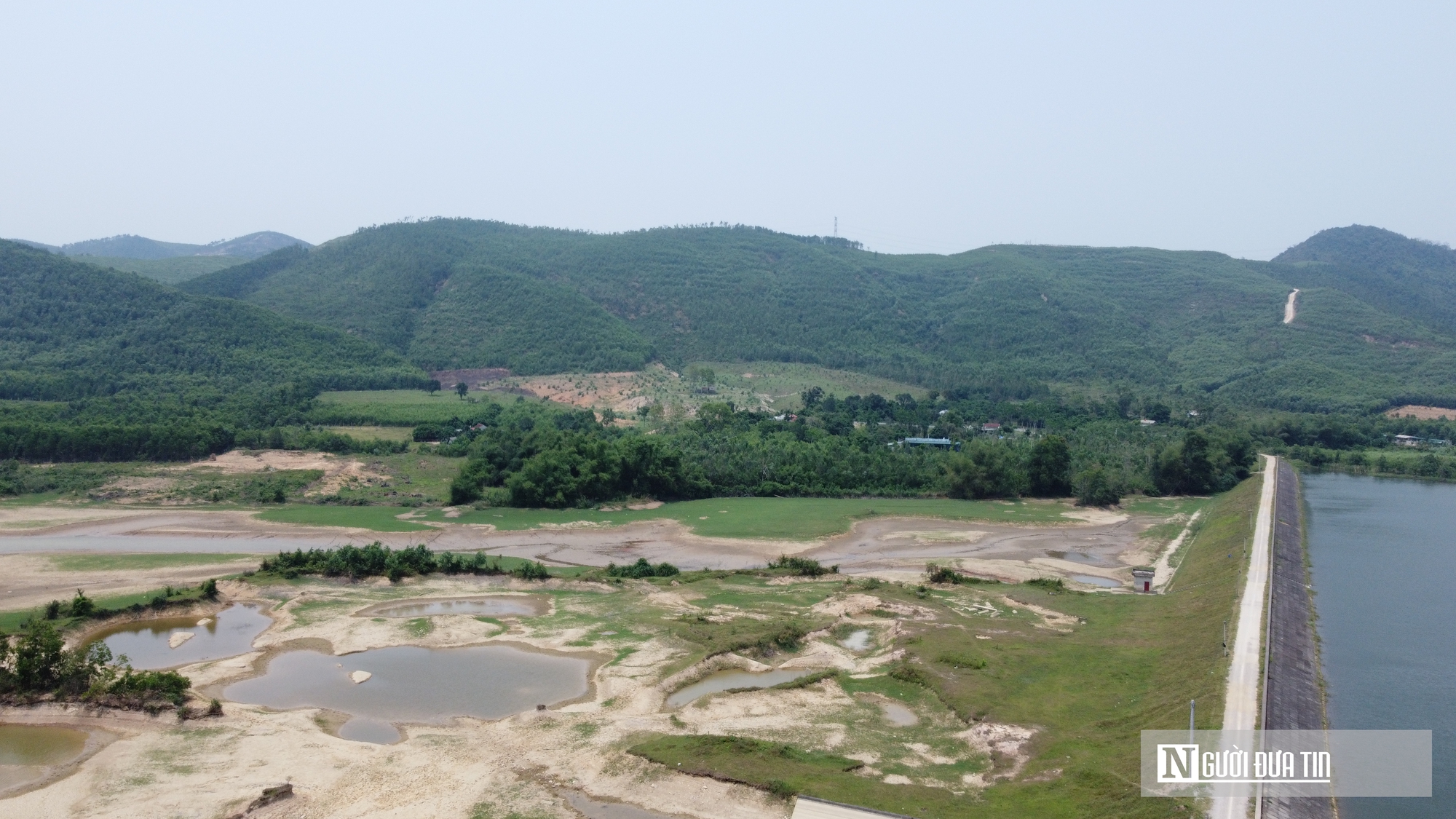 Hồ Khe Nh&ograve;i cạn trơ đ&aacute;y - khu sinh th&aacute;i đang được k&ecirc;u gọi đầu tư 11.000 tỷ đồng- Ảnh 6.