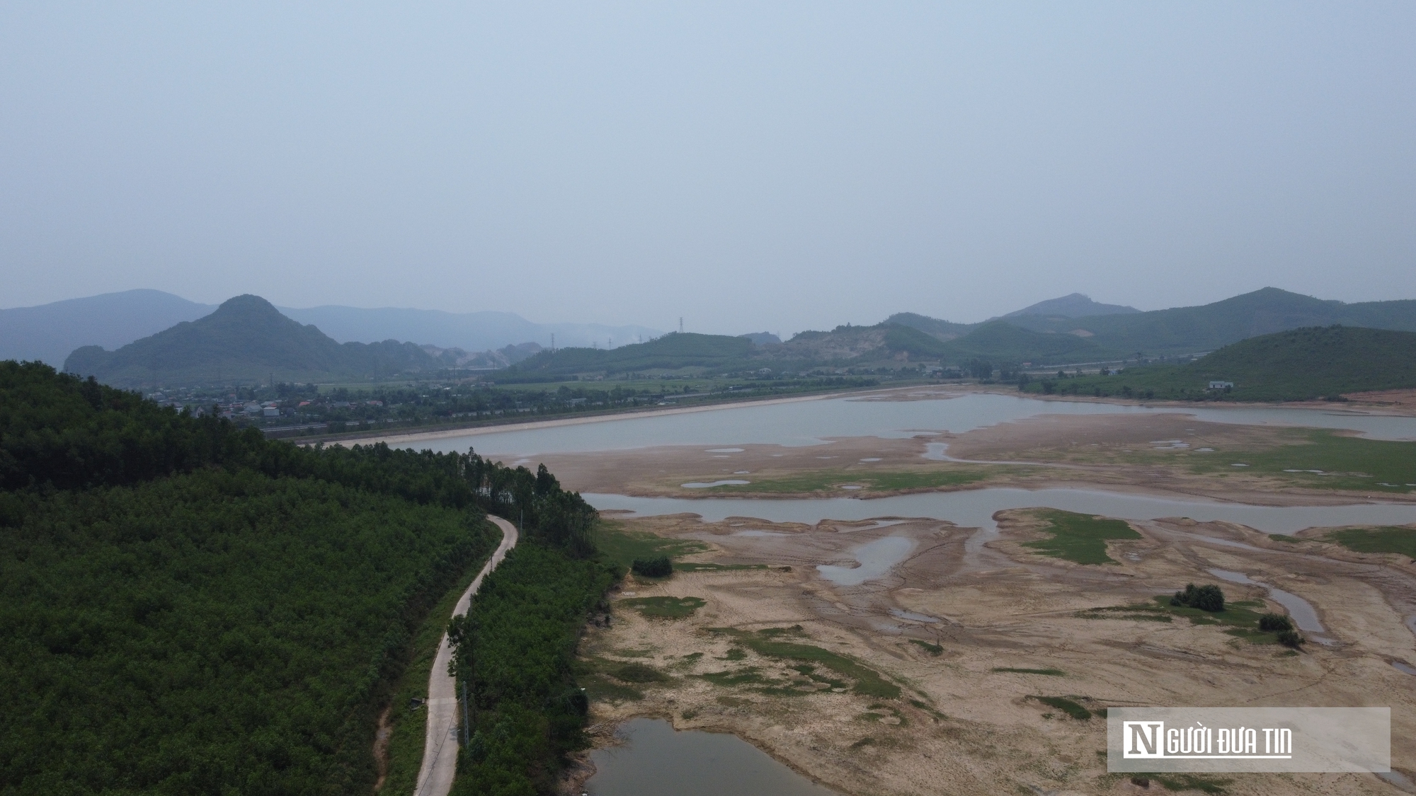 Hồ Khe Nh&ograve;i cạn trơ đ&aacute;y - khu sinh th&aacute;i đang được k&ecirc;u gọi đầu tư 11.000 tỷ đồng- Ảnh 11.