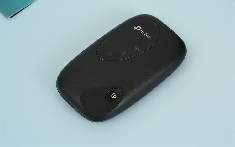 Gi&aacute; v&agrave;ng h&ocirc;m nay (28/4): V&agrave;ng trong nước giảm 300 ngh&igrave;n đồng/lượng, thế giới lao dốc thẳng đứng- Ảnh 1.