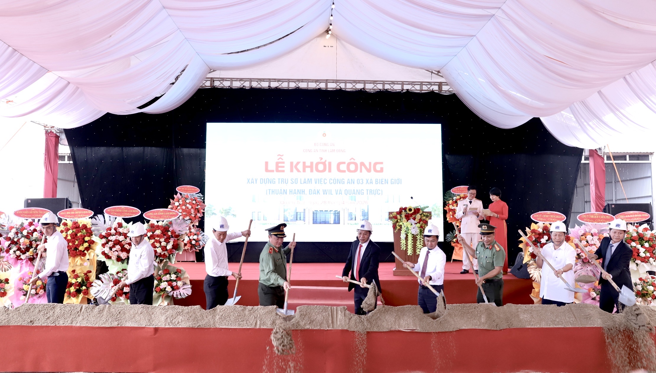 Khởi công trụ sở Công an 3 xã biên giới Lâm Đồng: “Lá chắn” an ninh nơi địa bàn chiến lược - Ảnh 4.