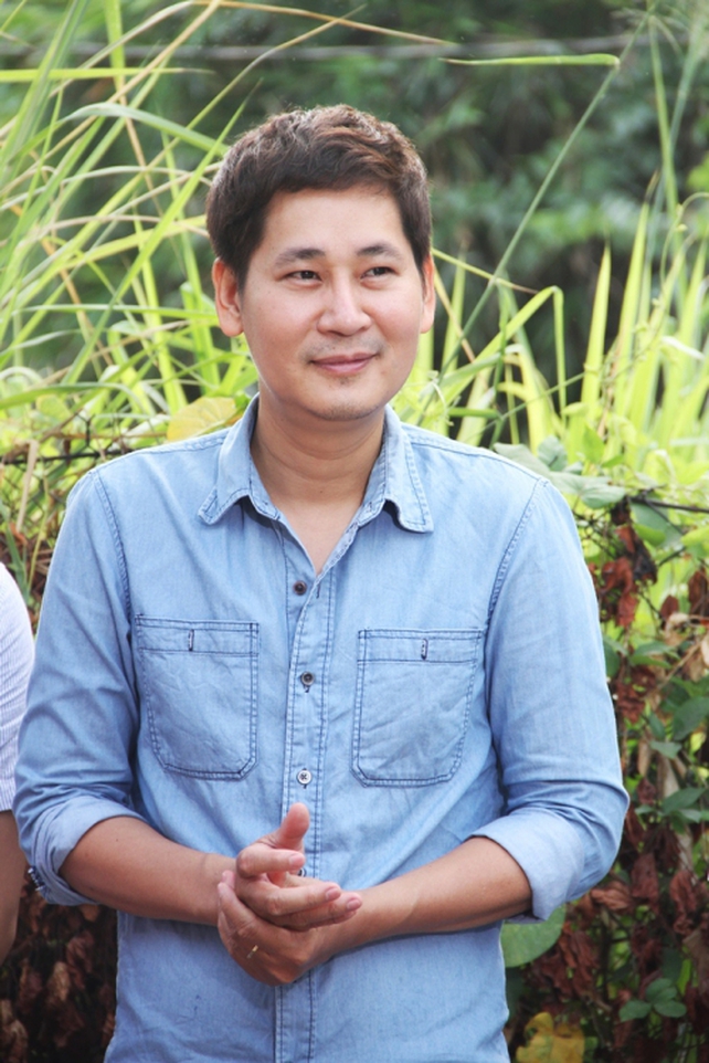 Tạt mắm tép pha sơn vào nhà con nợ, nam đạo diễn nổi tiếng sắp hầu tòa - Ảnh 1.