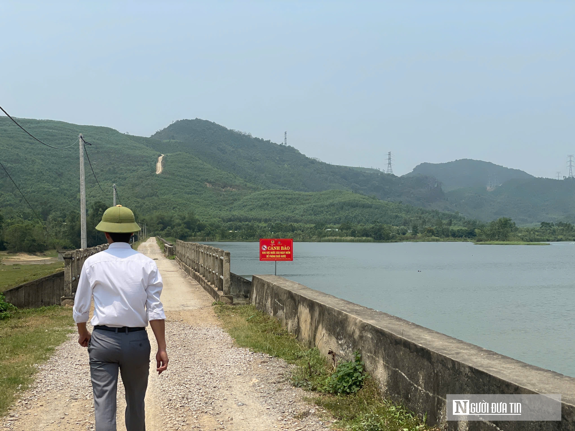 Hồ Khe Nhòi cạn trơ đáy - khu sinh thái đang được kêu gọi đầu tư 11.000 tỷ đồng- Ảnh 5.