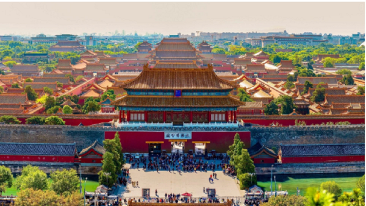 Bí ẩn bức tường màu đỏ Tử Cấm Thành: Thời xưa dùng 60 tấn tiết lợn mỗi năm để 