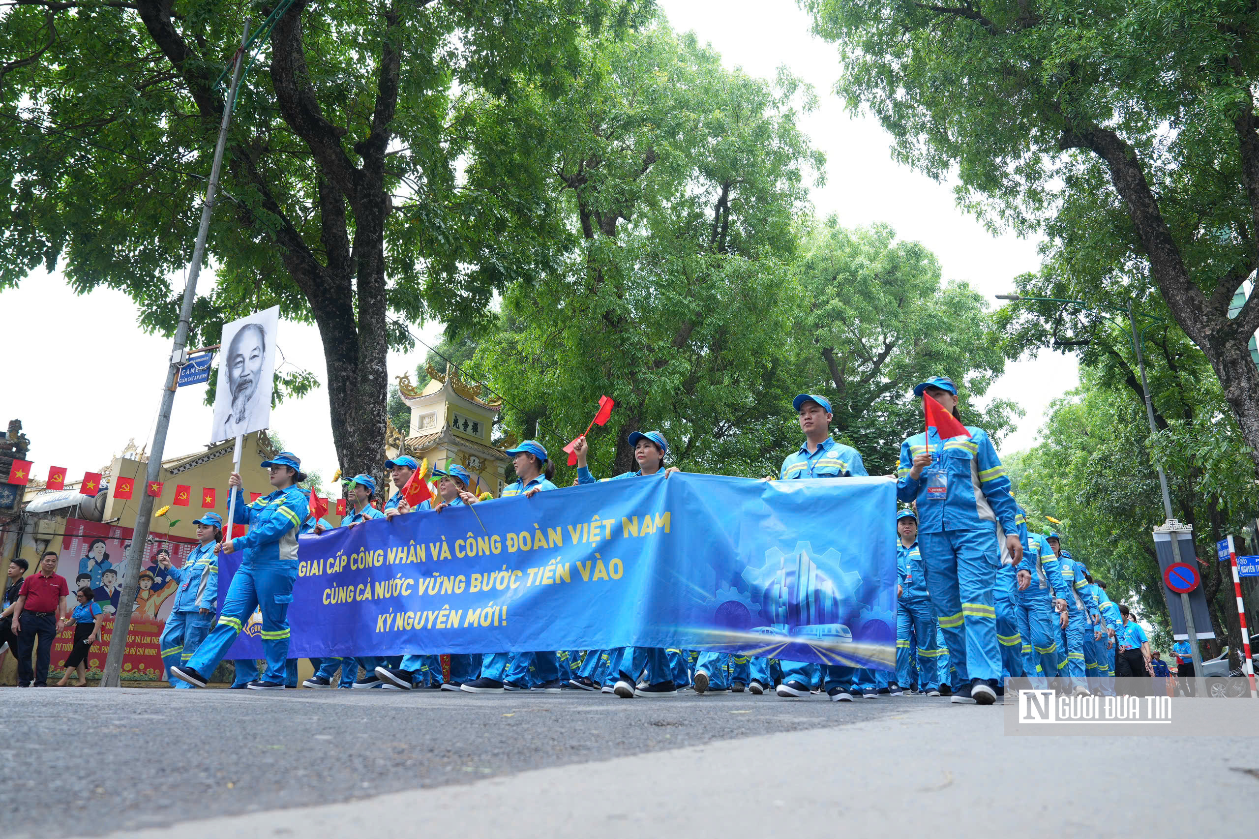 H&agrave; Nội: Hơn 1.000 tham gia diễu h&agrave;nh kỷ niệm 140 năm Ng&agrave;y Quốc tế Lao động - Ảnh 4.