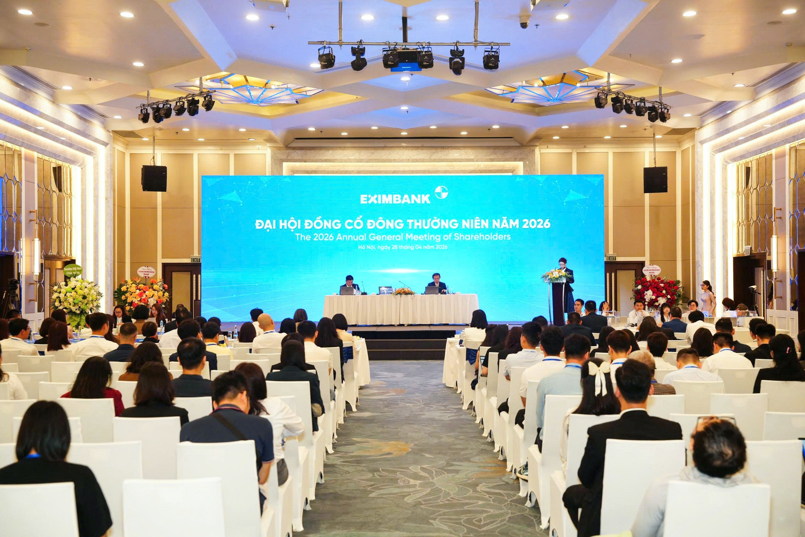 Cổ đông chất vấn vai trò của cổ đông lớn, Eximbank khẳng định không can thiệp điều hành- Ảnh 1.