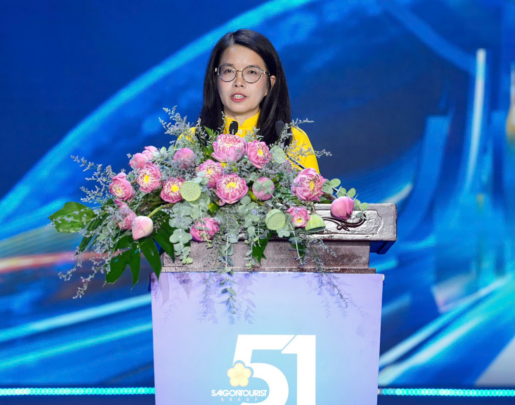Saigontourist Group kỷ niệm 51 năm thành lập và đón Huân chương Lao động hạng Nhất lần thứ hai - Ảnh 2.