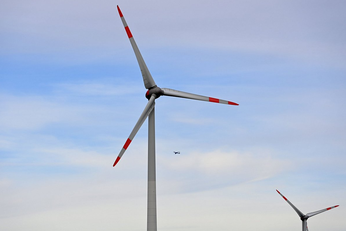 Diễn biến bất ngờ với turbine điện gió bị “rụng” trong đêm - Ảnh 1.