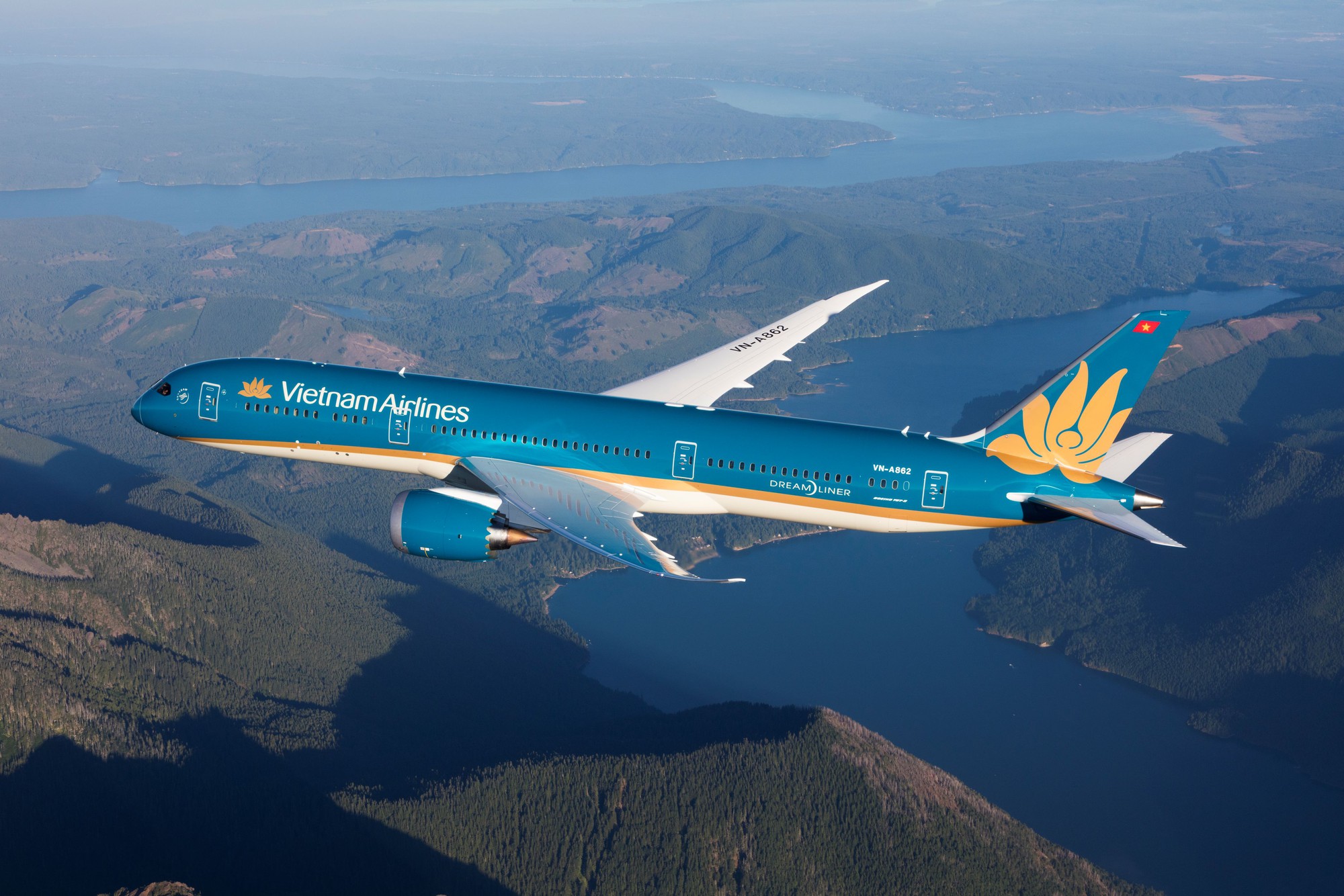 Vietnam Airlines báo cáo tài chính quý I/2026, chủ động thích ứng biến động thị trường quốc tế - Ảnh 1.