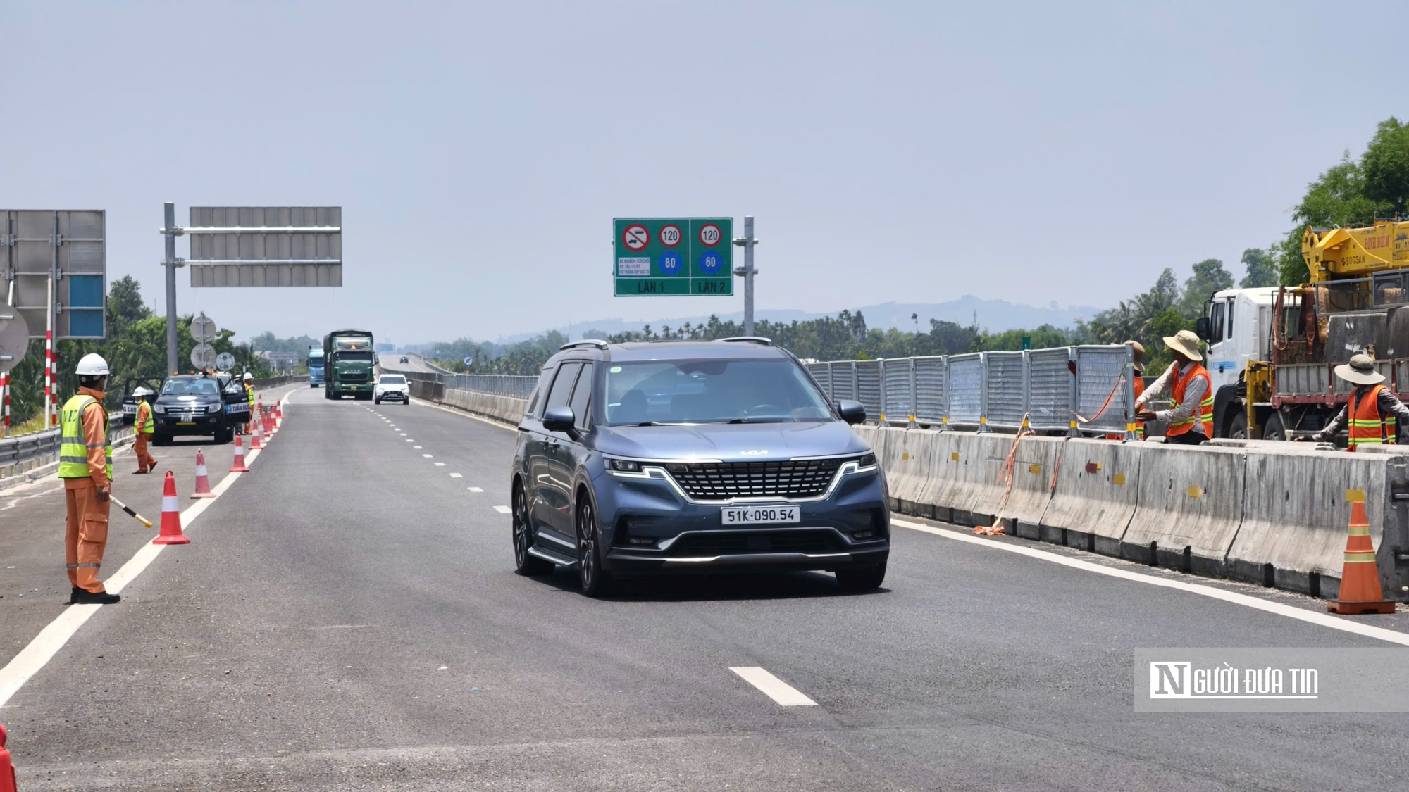 To&agrave;n cảnh ch&iacute;nh thức khai th&aacute;c cao tốc Quảng Ng&atilde;i - Ho&agrave;i Nhơn - Ảnh 13.