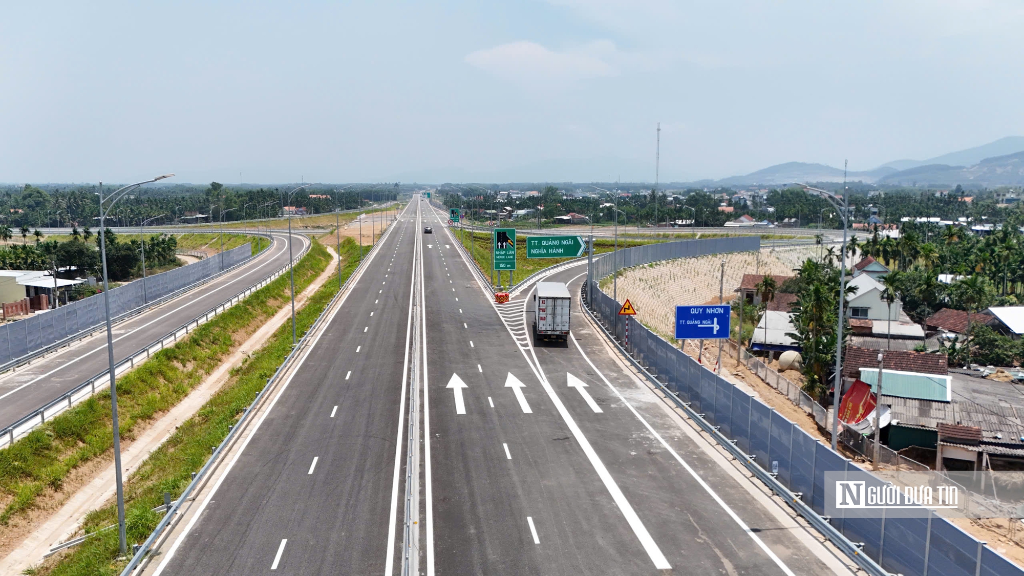 To&agrave;n cảnh ch&iacute;nh thức khai th&aacute;c cao tốc Quảng Ng&atilde;i - Ho&agrave;i Nhơn - Ảnh 14.