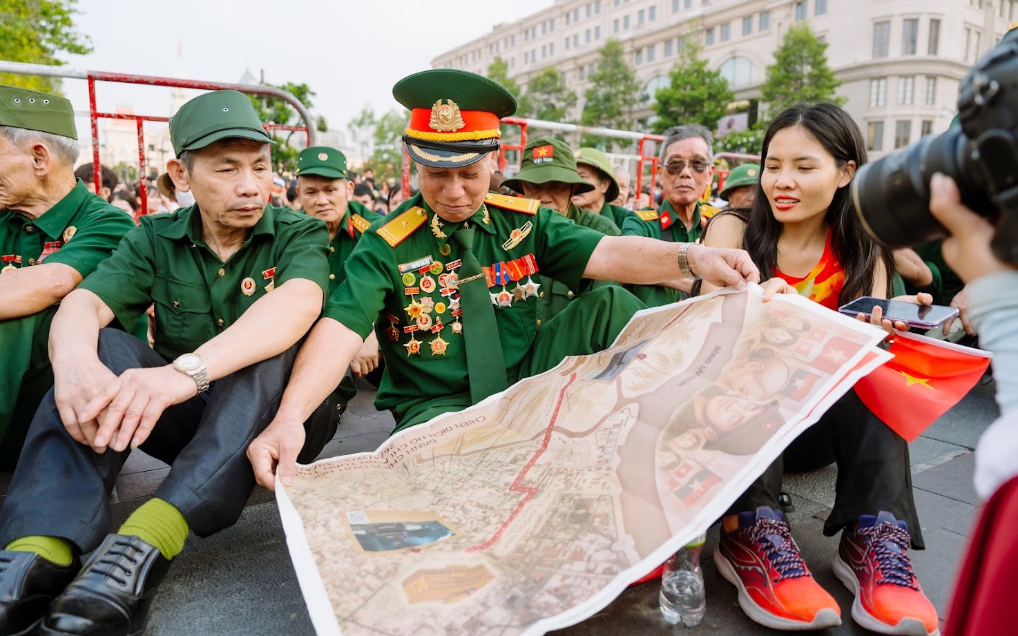 Những bước chân không dừng lại: Ký ức chiến tranh và khát vọng hòa bình