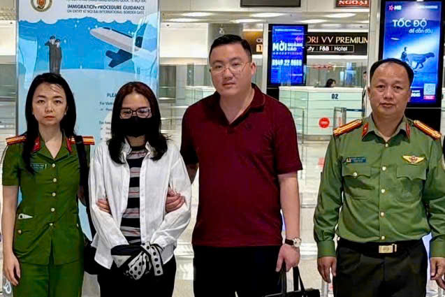 Bắt nữ c&aacute;n bộ huyện chiếm đoạt hơn 18,5 tỷ đồng rồi bỏ trốn ra nước ngo&agrave;i- Ảnh 1.