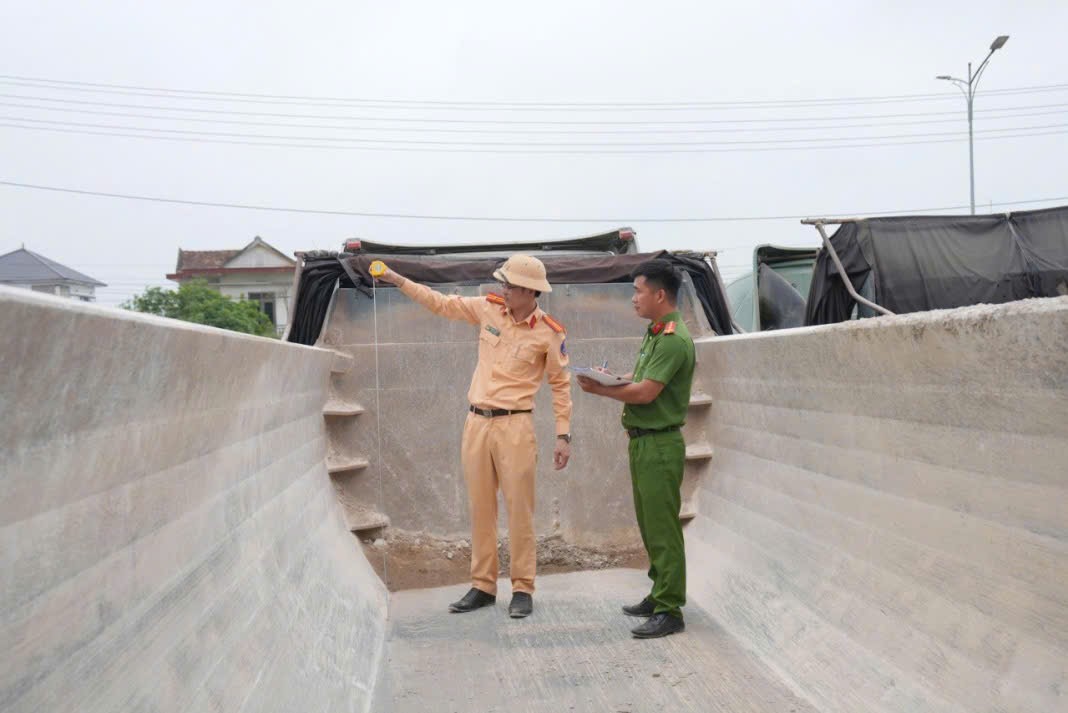 Quảng Trị tổng rà soát, siết chặt quản lý phương tiện ngay từ gốc- Ảnh 1.