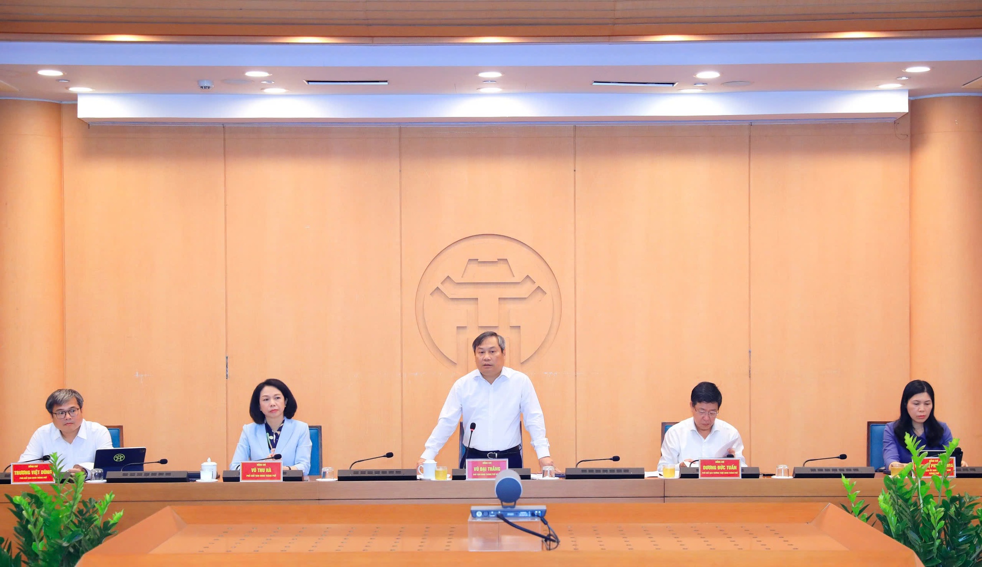 Chủ tịch Hà Nội: Chuyển trạng thái toàn diện trong chỉ đạo, điều hành - Ảnh 1.