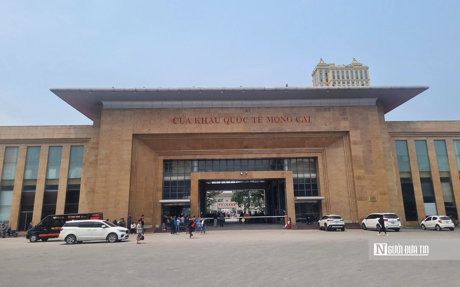 Quảng Ninh thí điểm thông quan cuối tuần tại Cầu Bắc Luân II, kim ngạch đạt ấn tượng