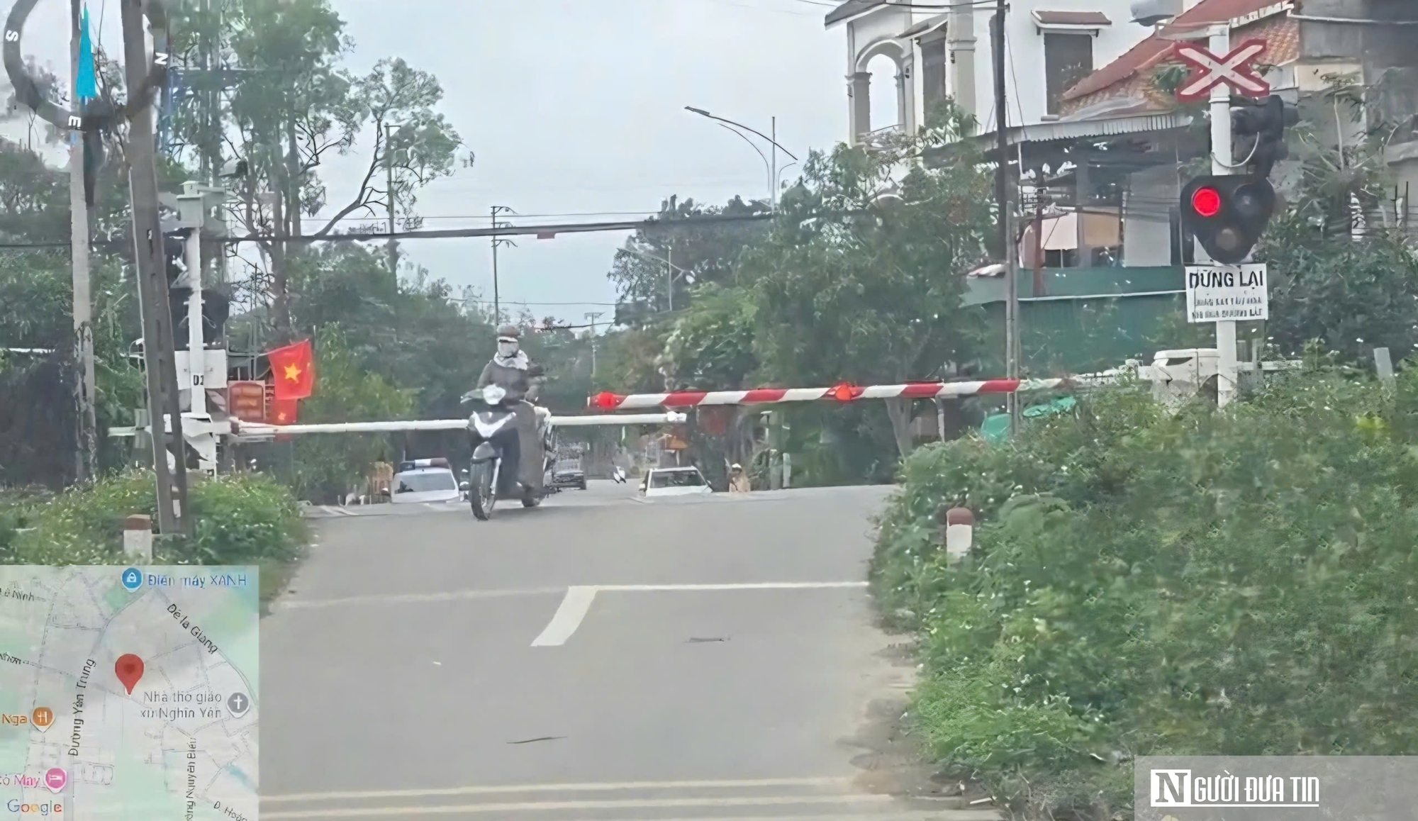 Vượt cần chắn khi t&agrave;u hỏa tới ở Đ&agrave; Nẵng: Đừng để nhanh một gi&acirc;y, g&aacute;nh hậu quả cả đời- Ảnh 3.