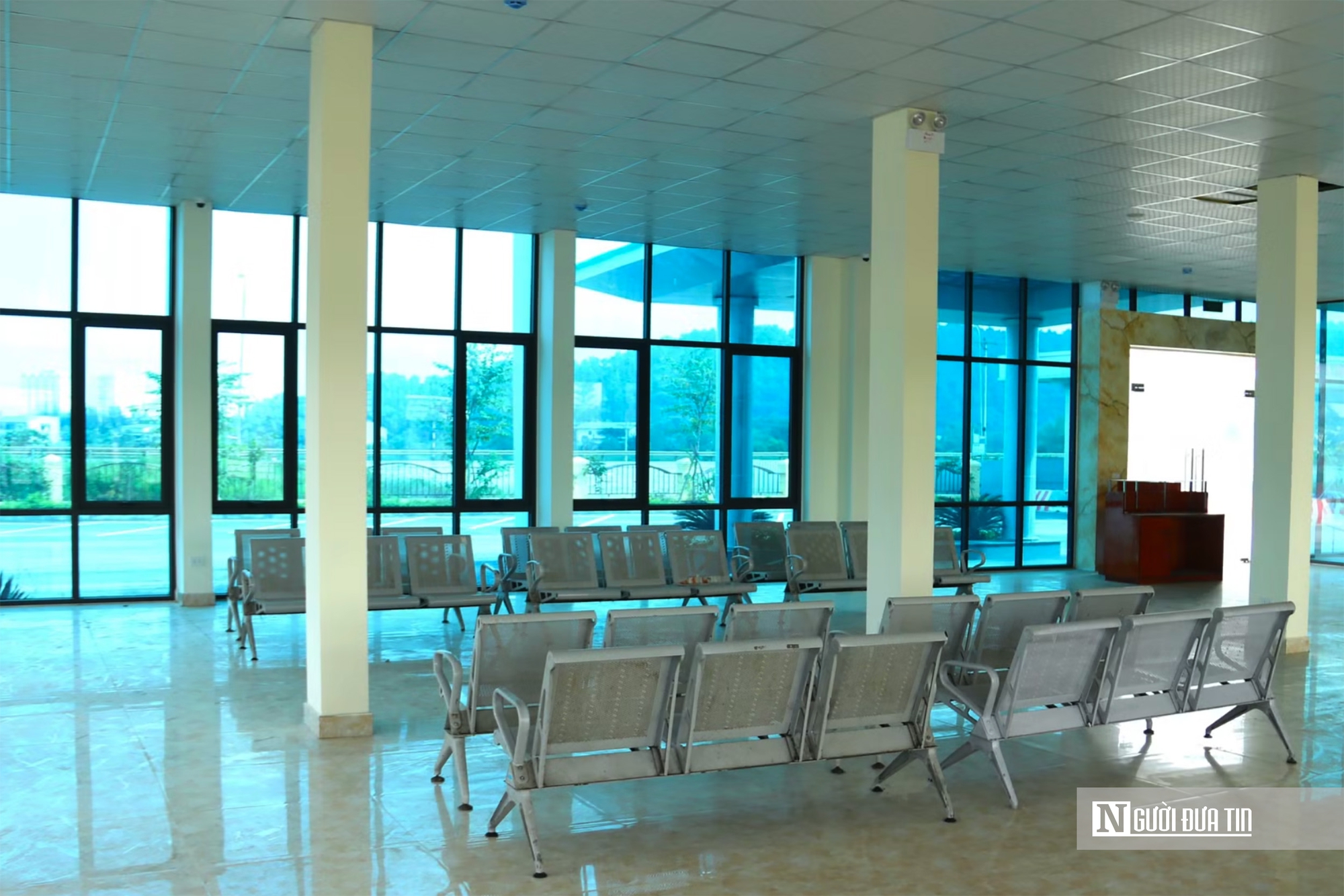 Mục sở thị bến xe 250 tỷ đồng ở Nghệ An “đắp chiếu” chưa thể sử dụng- Ảnh 6.