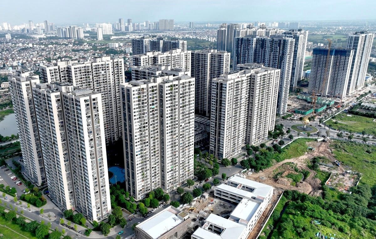 Nhà tăng giá “phi mã”, văn phòng chạm đáy 5 năm, bất động sản lộ rõ hai thái cực- Ảnh 1.