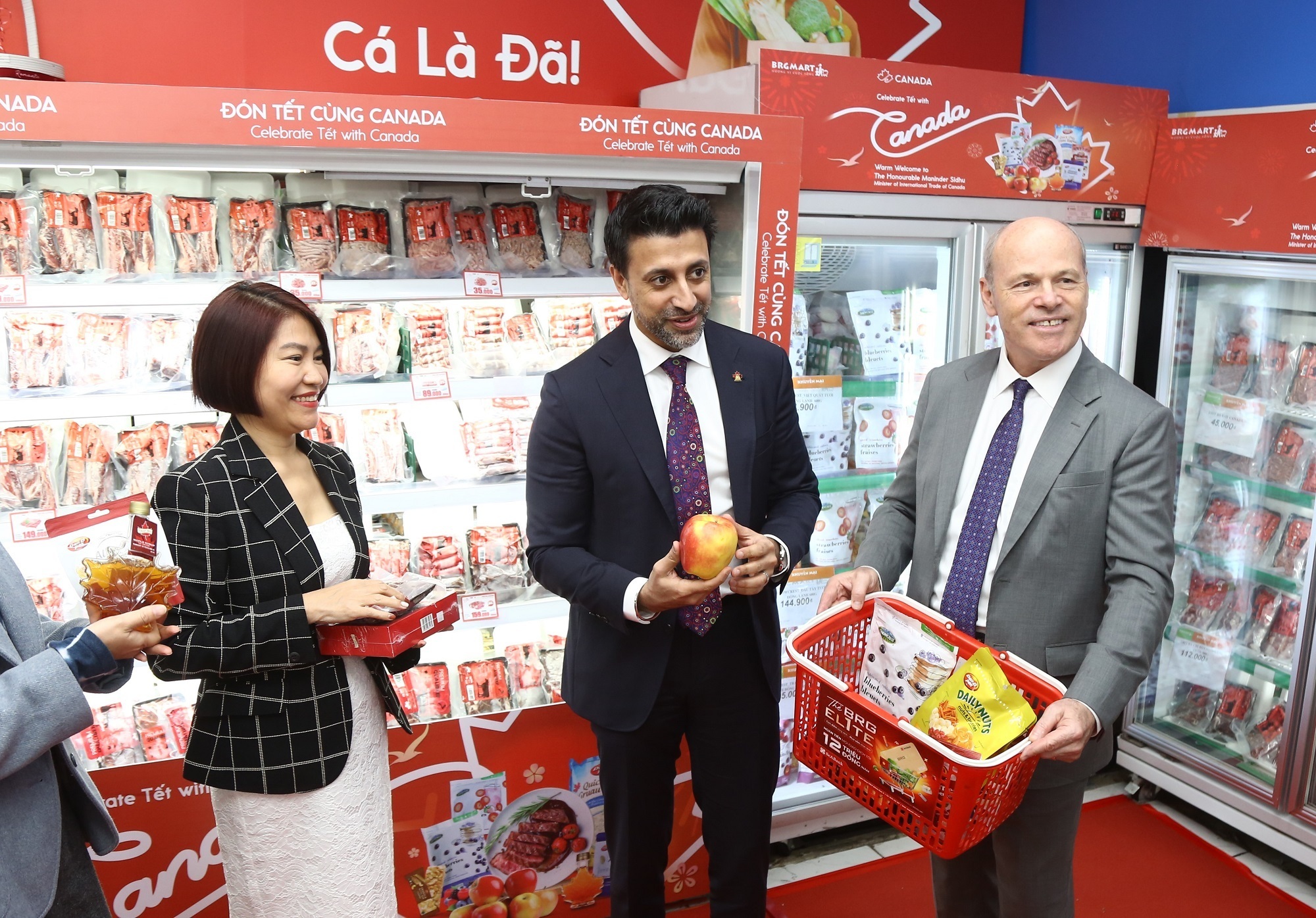 Bộ trưởng Bộ Thương mại Quốc tế Canada thăm si&ecirc;u thị BRGMart Phạm Ngọc Thạch - Ảnh 6.