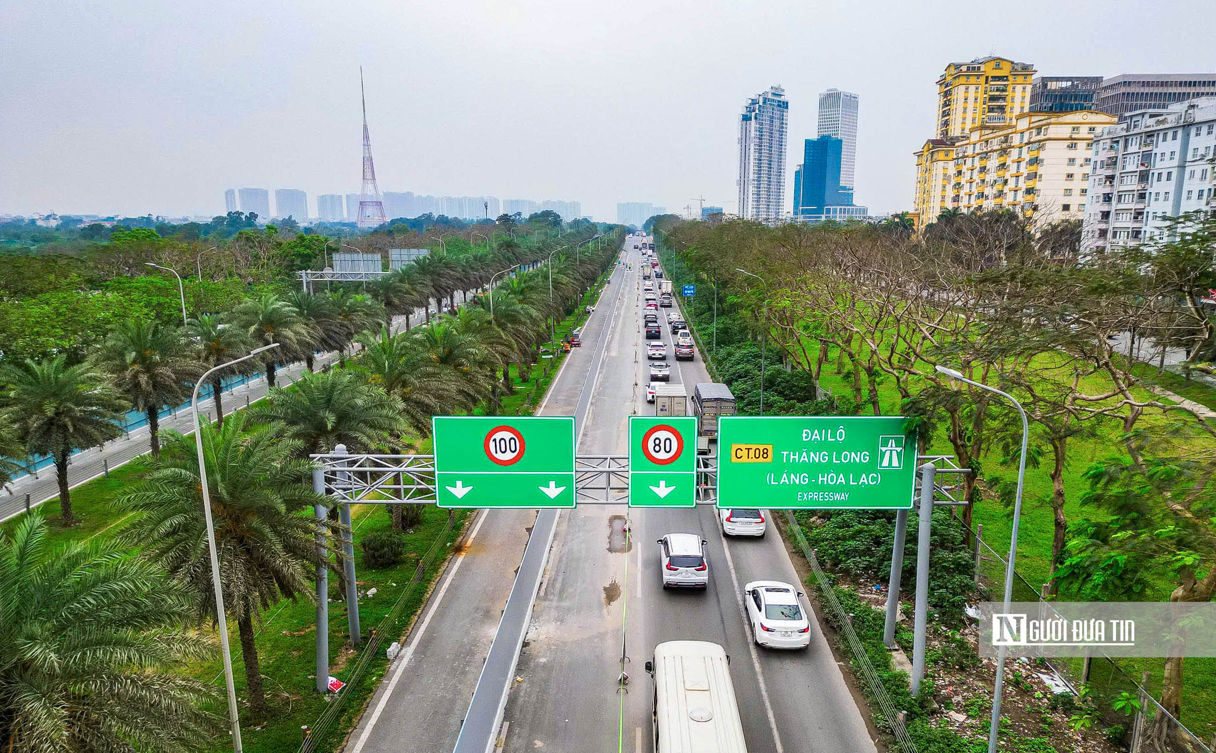 H&agrave; Nội: R&agrave;o chắn gần 700m Đại lộ Thăng Long để thi c&ocirc;ng Metro số 5 - Ảnh 2.