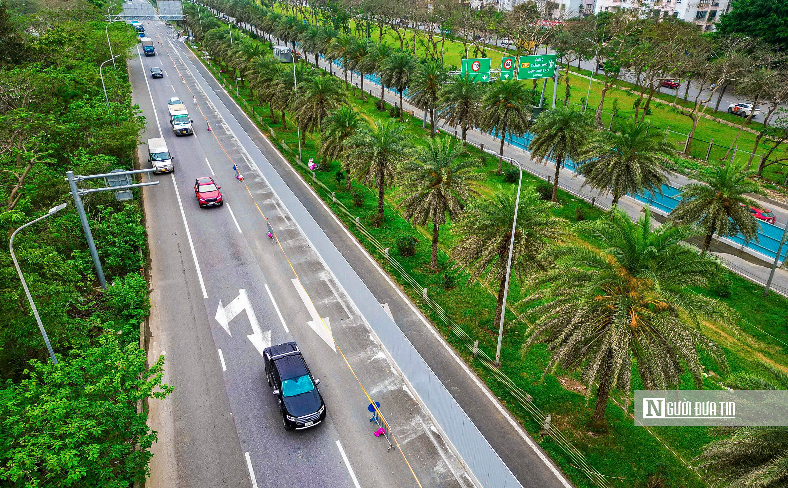 H&agrave; Nội: R&agrave;o chắn gần 700m Đại lộ Thăng Long để thi c&ocirc;ng Metro số 5 - Ảnh 8.