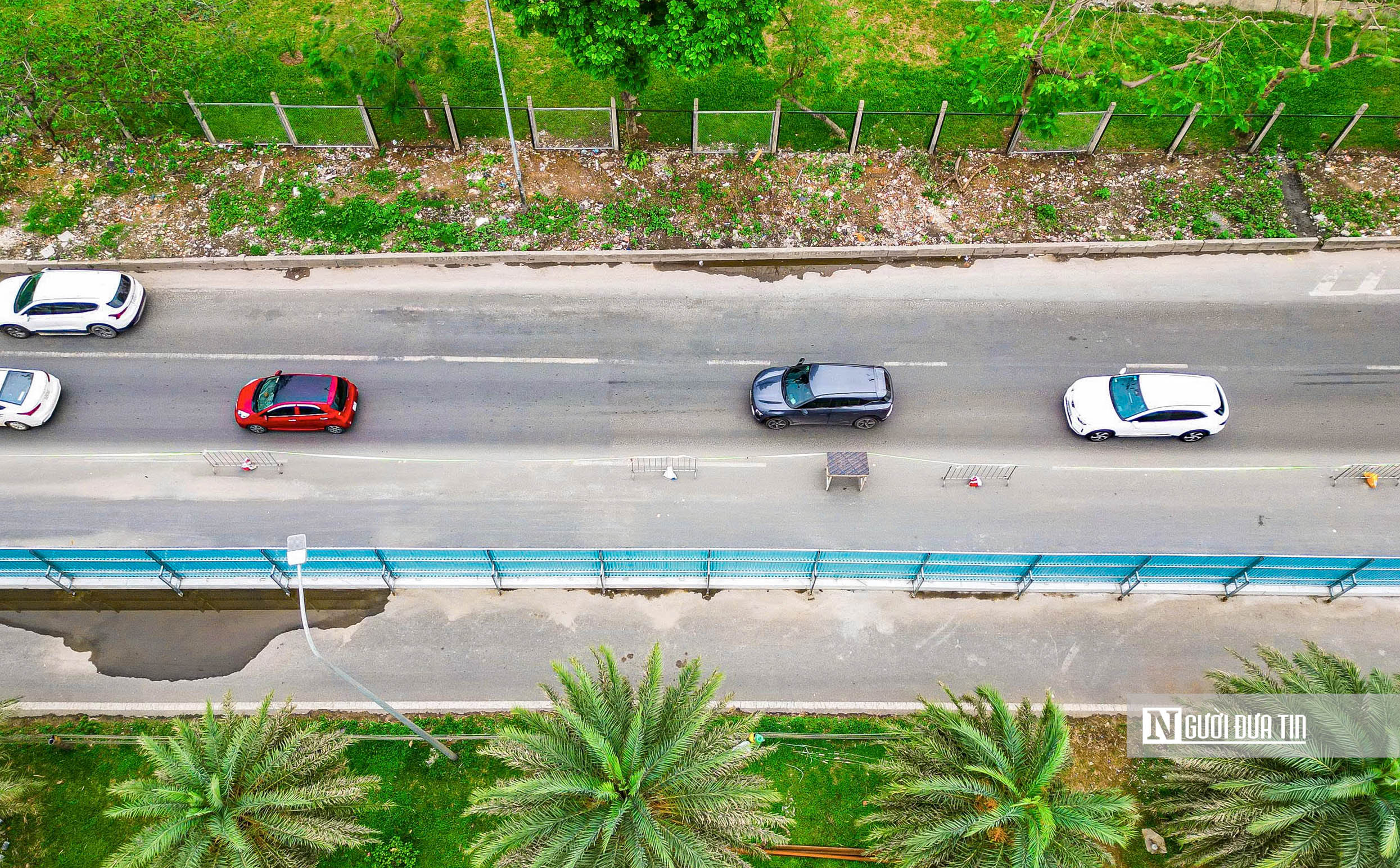 H&agrave; Nội: R&agrave;o chắn gần 700m Đại lộ Thăng Long để thi c&ocirc;ng Metro số 5 - Ảnh 7.