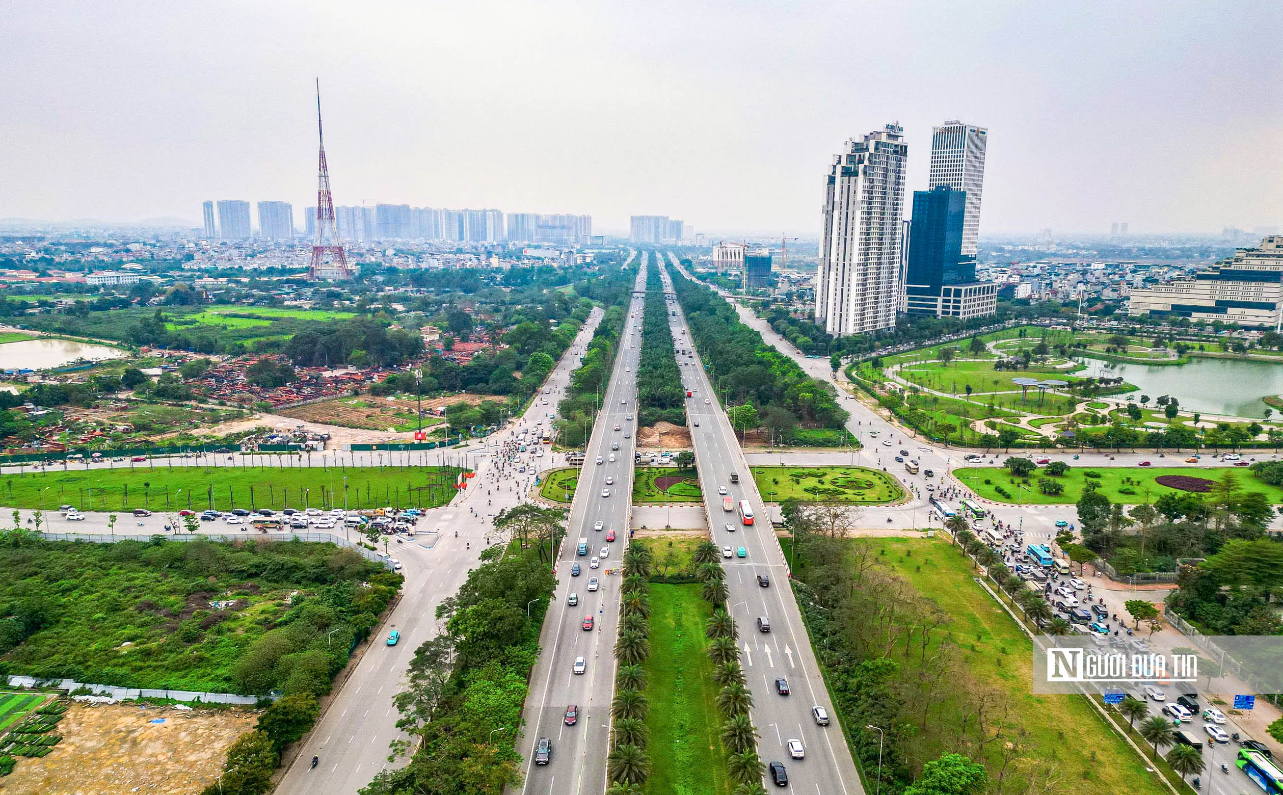 H&agrave; Nội: R&agrave;o chắn gần 700m Đại lộ Thăng Long để thi c&ocirc;ng Metro số 5 - Ảnh 9.