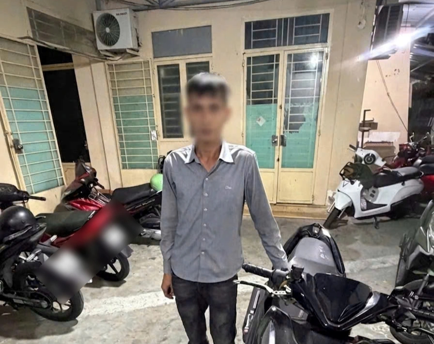 TP.HCM: Vào khách sạn cùng trai lạ, người phụ nữ bị trộm hết tài sản - Ảnh 1.