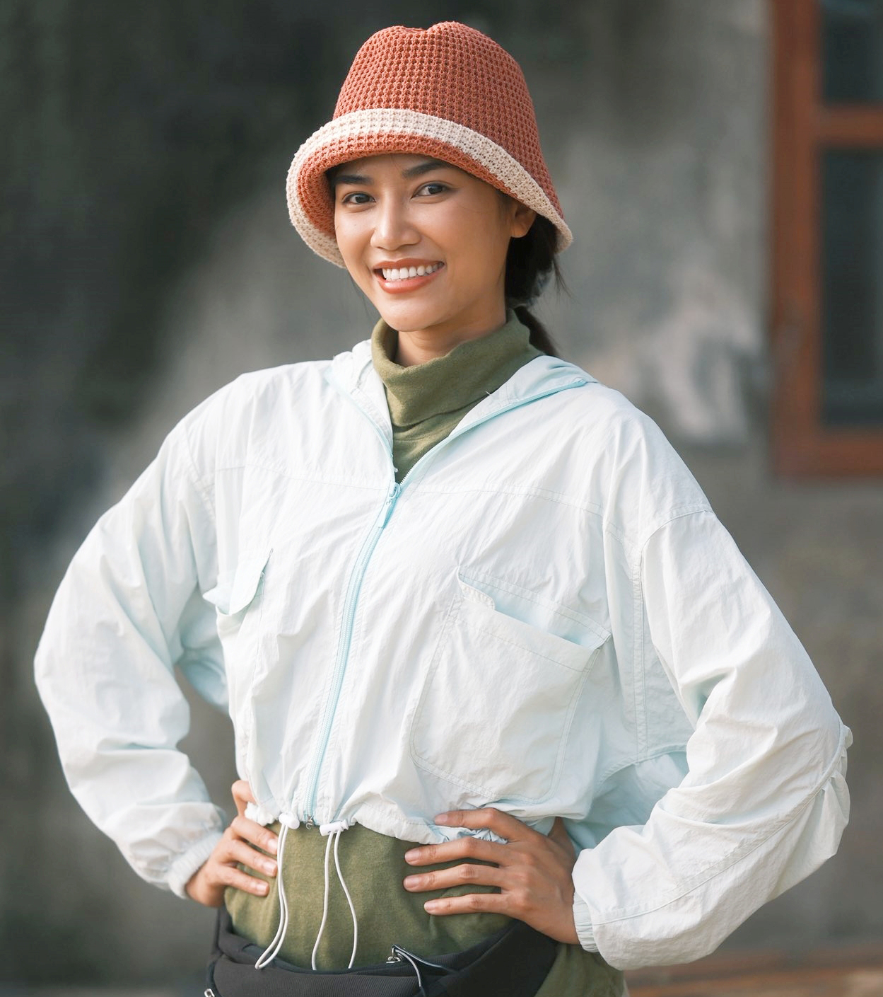 Mỹ nhân VFC: Sự nghiệp nhiều thăng trầm, hôn nhân viên mãn bên chồng điển trai - Ảnh 1.