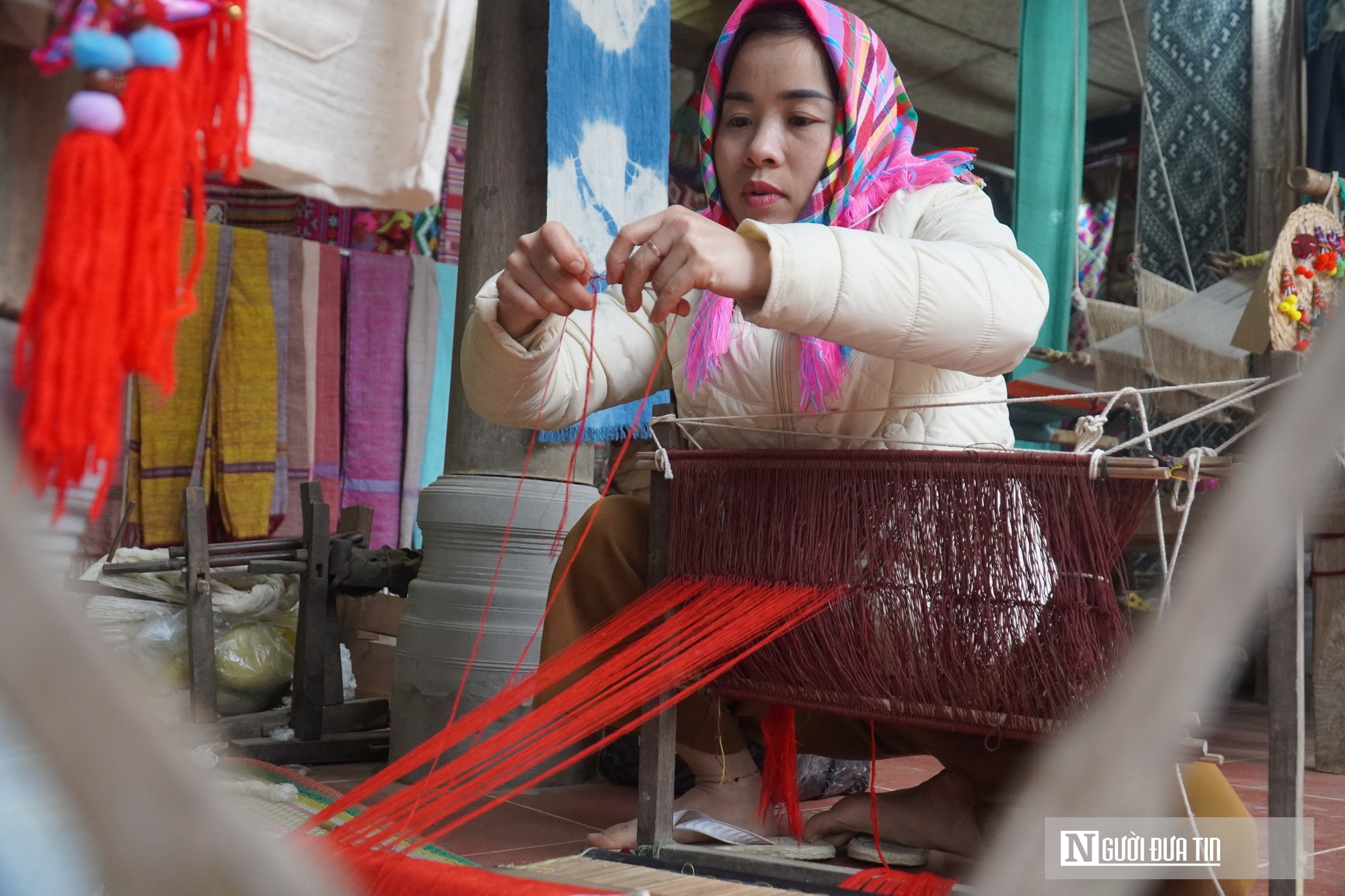 Làng dệt thổ cẩm hút khách nước ngoài ở khu du lịch Pù luông- Ảnh 4. Làng dệt thổ cẩm hút khách nước ngoài ở khu du lịch Pù luông- Ảnh 4.