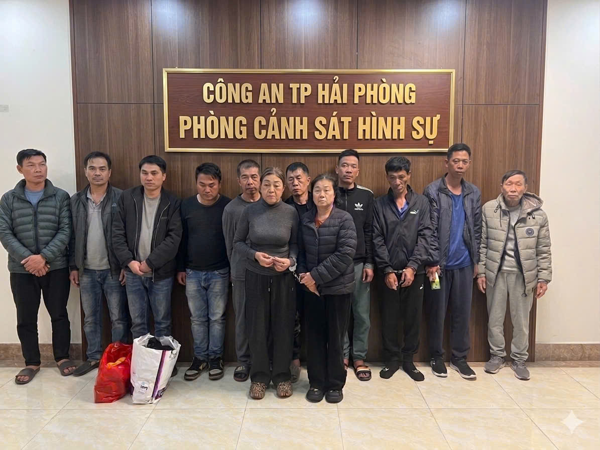 Triệt phá đường dây chế tạo, mua bán vũ khí quân dụng quy mô lớn- Ảnh 2. Triệt phá đường dây chế tạo, mua bán vũ khí quân dụng quy mô lớn- Ảnh 2.