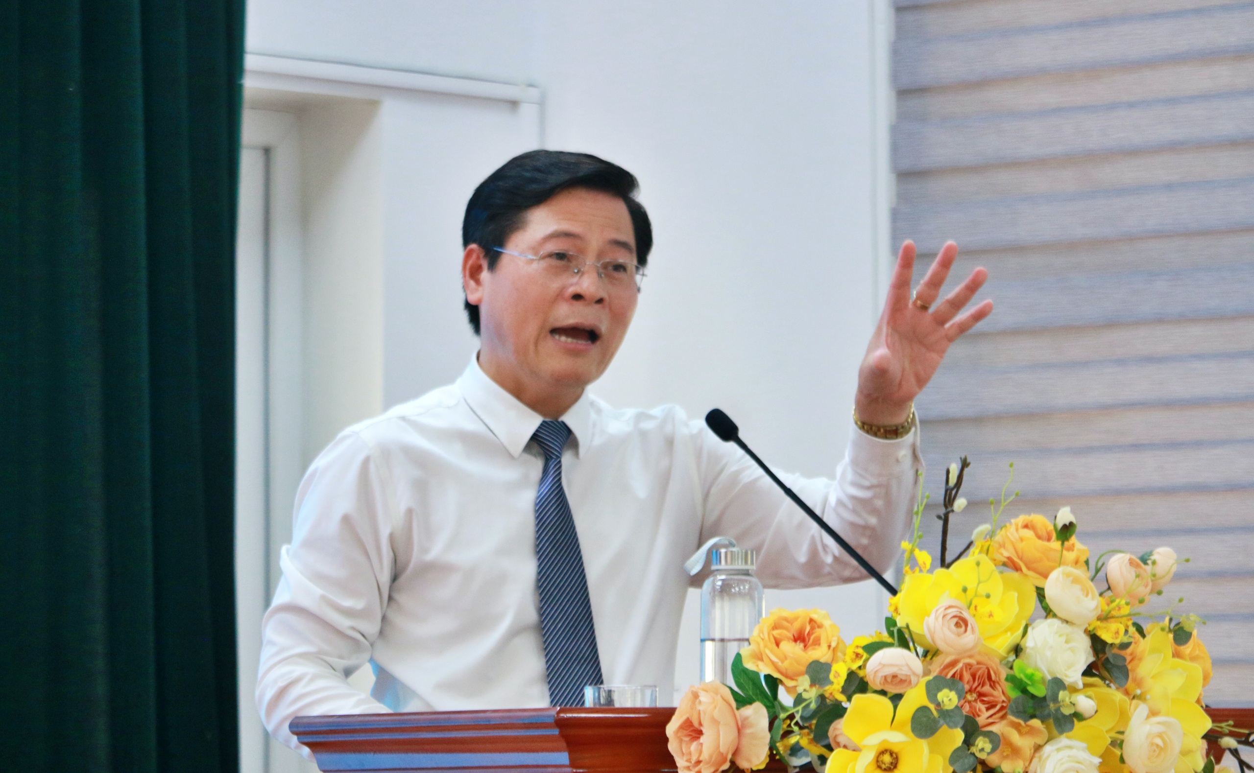 Một lần lao động công ích đủ để răn đe hành vi bạo lực gia đình - Ảnh 4.