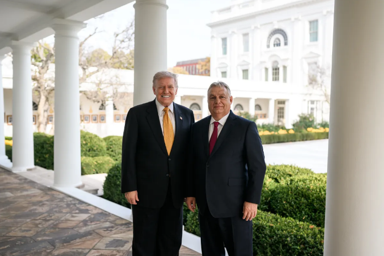 Ông Orban nhận được “cú hích” quan trọng trước thềm cuộc bầu cử mang tính bước ngoặt - Ảnh 1.