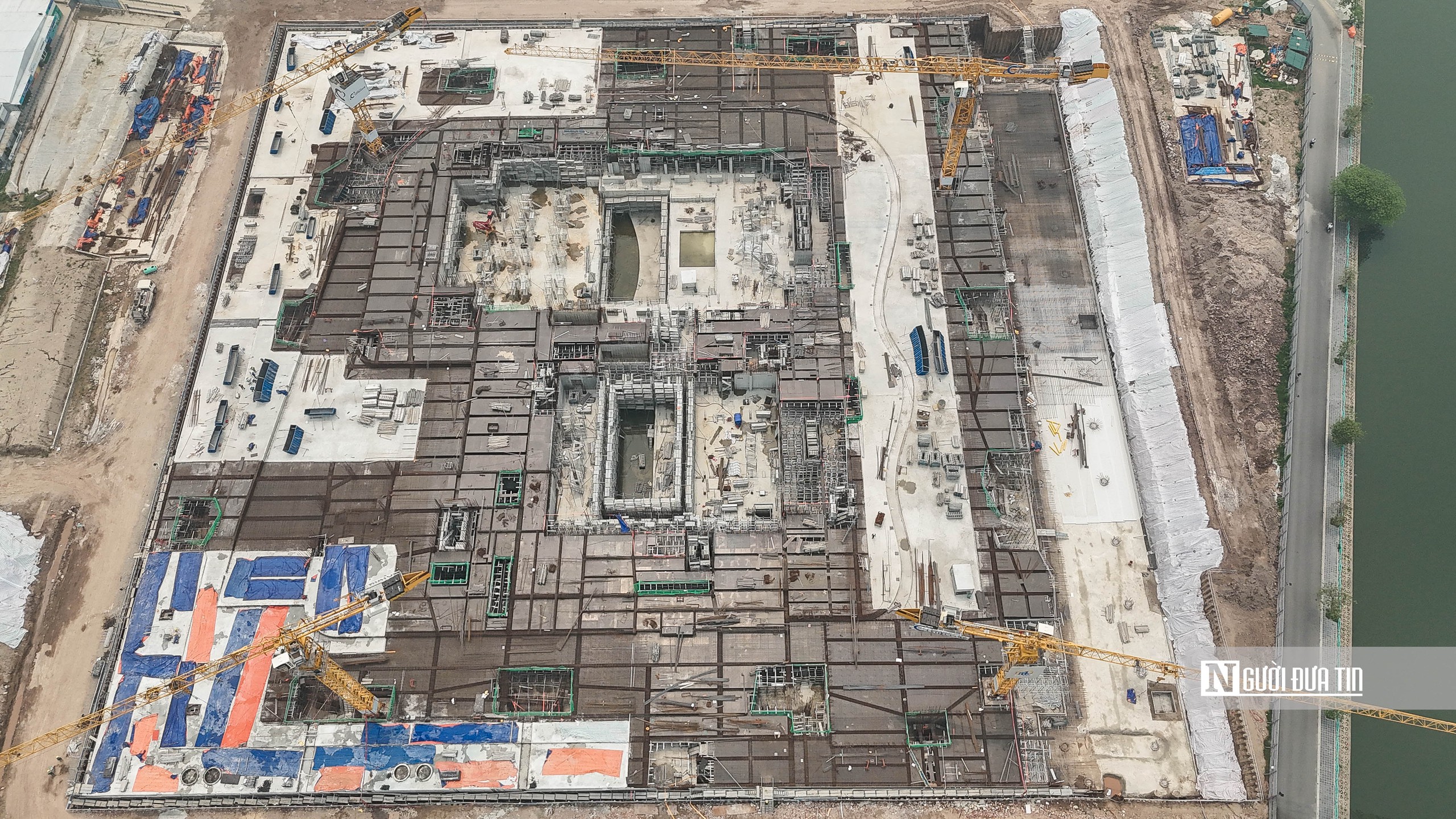 Hà Nội: Toàn cảnh đại công trường xây dựng nhà hát Opera bên cạnh hồ Tây- Ảnh 3.