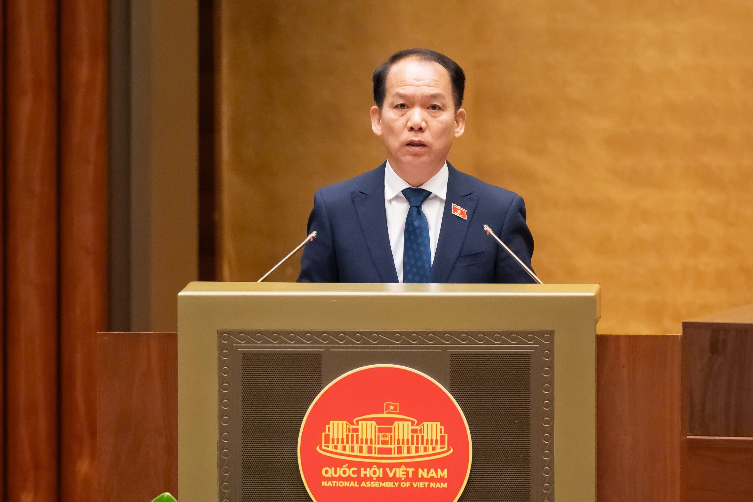 Đề xuất giao Chủ tịch UBND tỉnh bổ nhiệm công chứng viên- Ảnh 1.