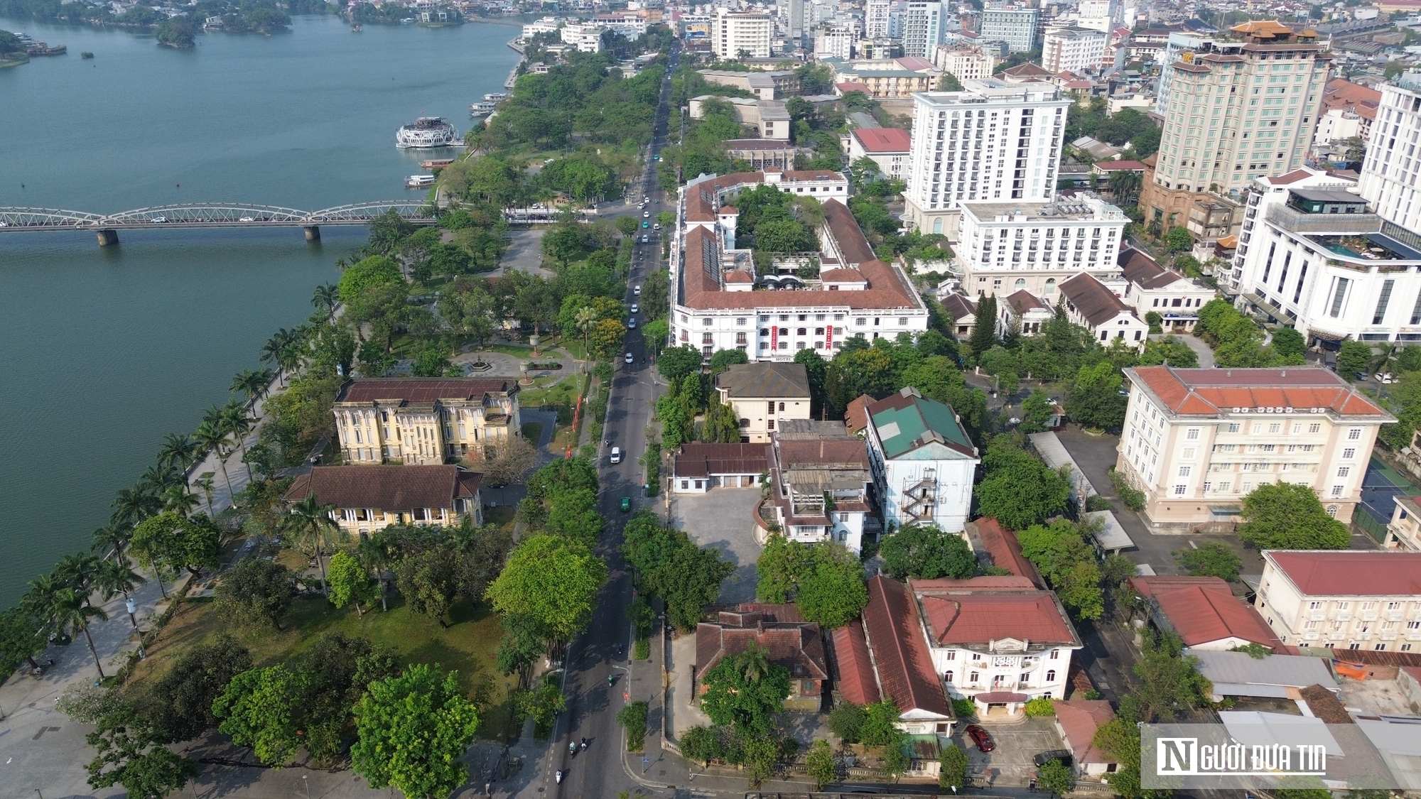 Cận cảnh biệt thự cổ trên đất “vàng” ở Huế chờ ngày “nhường chỗ” cho khách sạn cao cấp- Ảnh 10. Cận cảnh biệt thự cổ trên đất “vàng” ở Huế chờ ngày “nhường chỗ” cho khách sạn cao cấp- Ảnh 10.