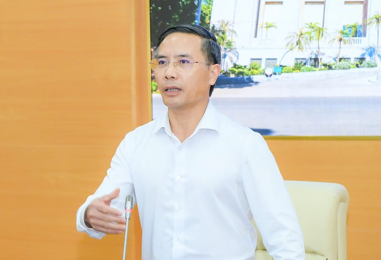 Các ngân hàng cam kết giảm lãi suất sau cuộc họp với Thống đốc Phạm Đức Ấn - Ảnh 2.